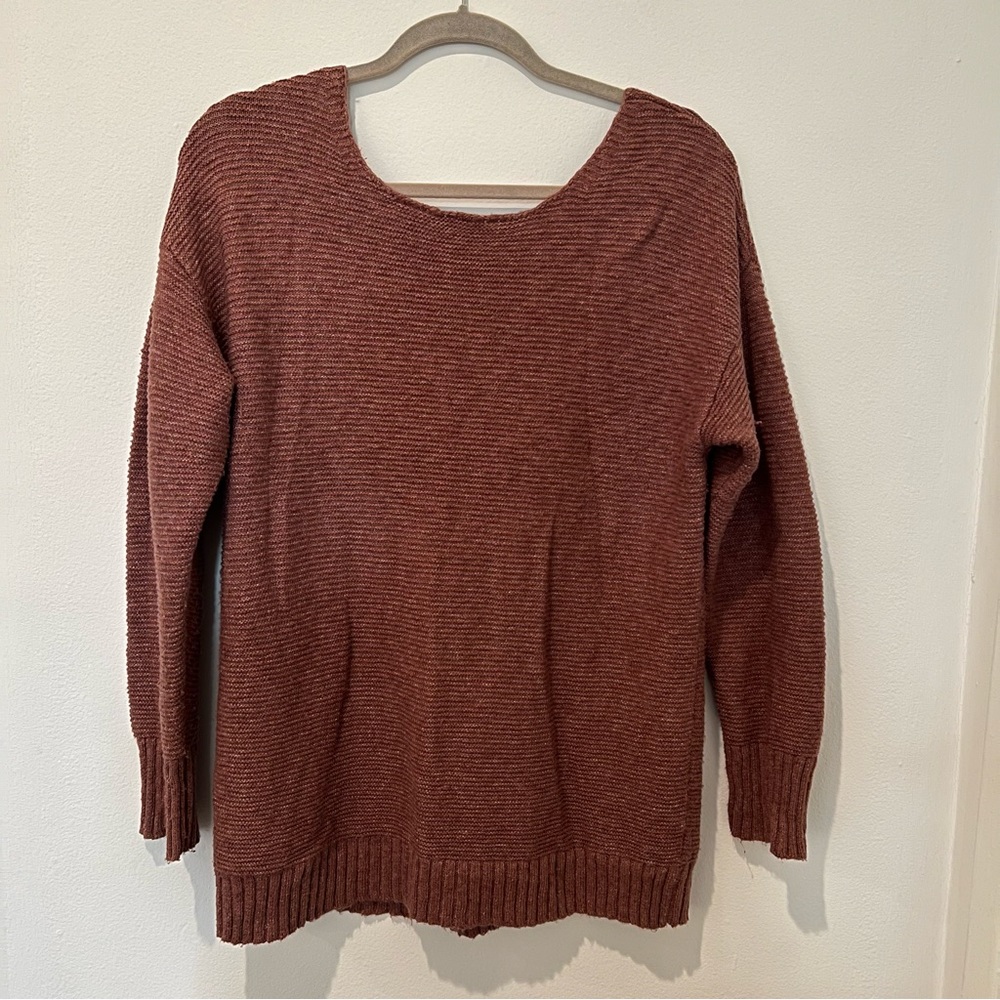 American Eagle Purple Sweater with back detail Size Medium